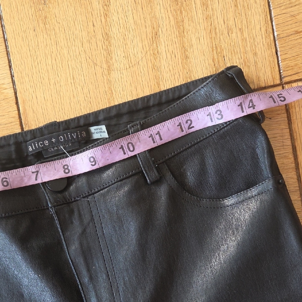 Alice + Olivia Black Leather Flared Boot-Cut Pants - Picture 7 of 9
